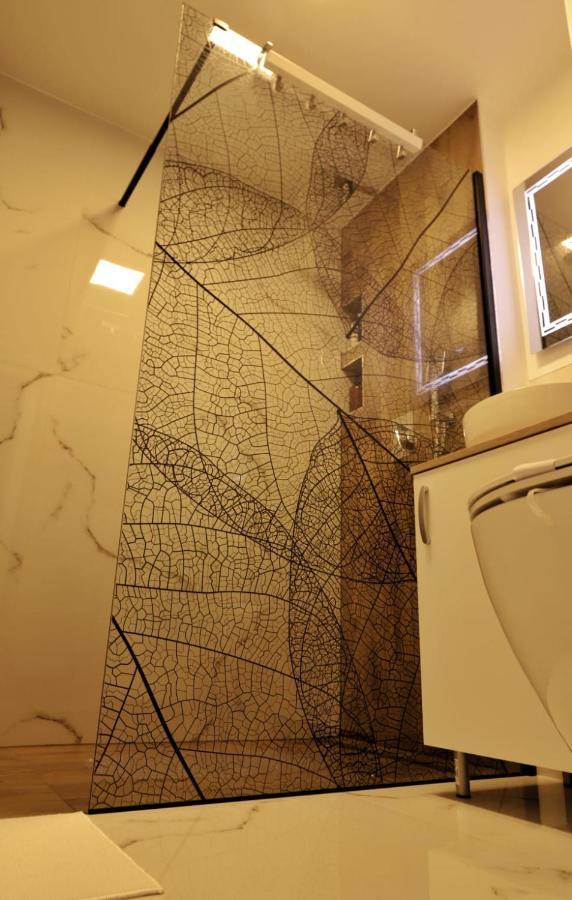 Appartement Apartman Nila à Vukovar Extérieur photo