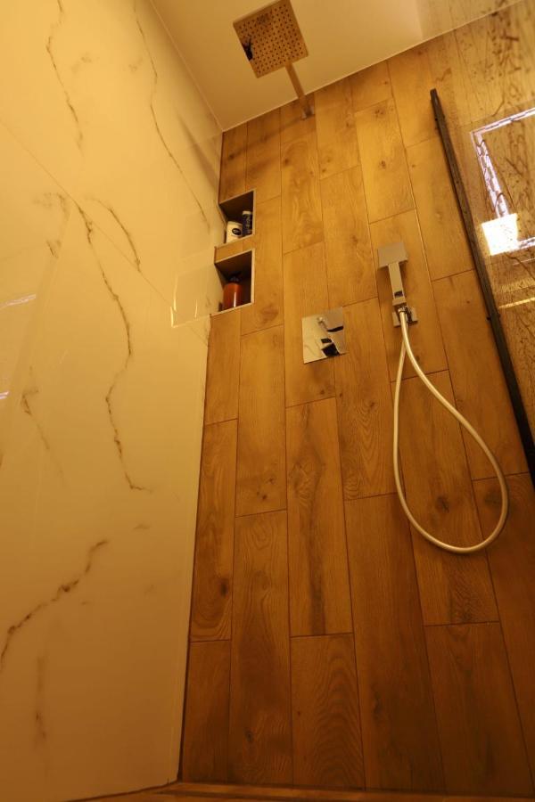 Appartement Apartman Nila à Vukovar Extérieur photo