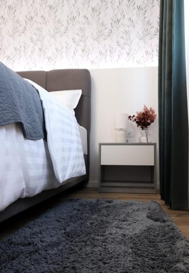 Appartement Apartman Nila à Vukovar Extérieur photo